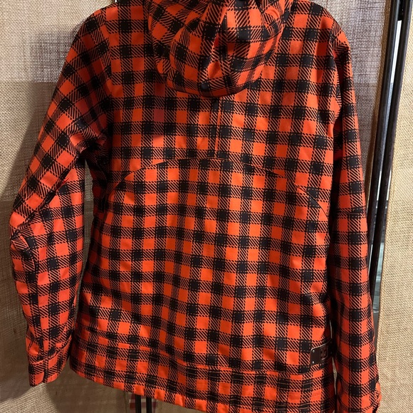 Burton snowboarding coat in great shape. Bought it here but did wear. - Picture 3 of 4